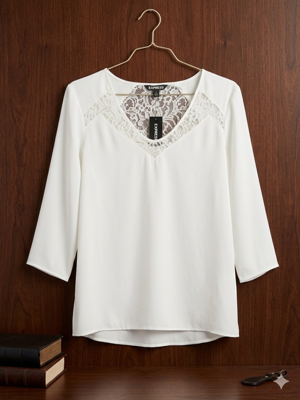 Express White Lace V-Neck Blouse 3/4 Sleeve Top Women’s Size Large NWT